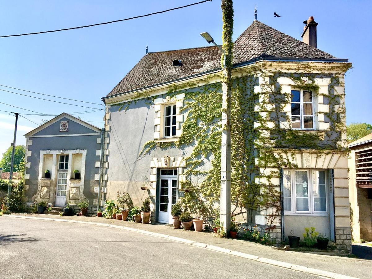 La Maison Haute Tigné Eksteriør billede