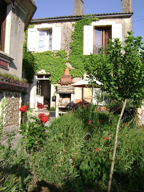 La Maison Haute Tigné Eksteriør billede